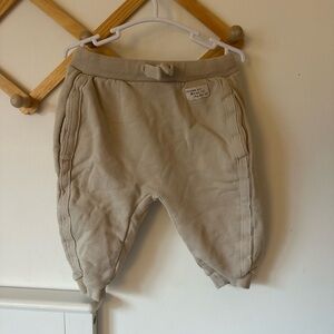 ✨ZARA Baby Beige Joggers — Size 9–12 Months 🤍